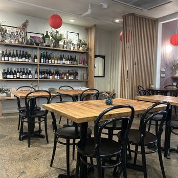 Valley Bar and Bottle - Wine Bars Near Me - Sonoma, California