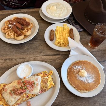 Pop's Diner Co. - Chicken and waffles , Captain's Omelette - Diners Near Me - Virginia Beach, Virginia