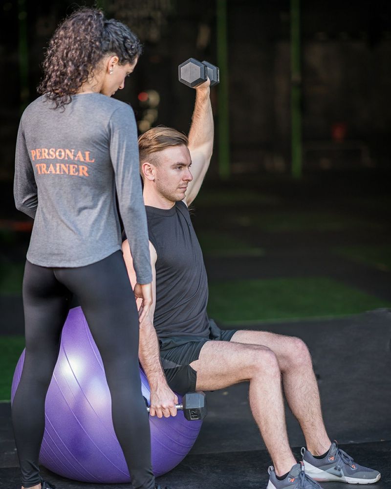 Danielly's Fitness Logo