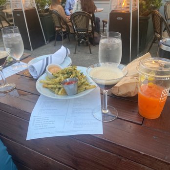 Balboa Cafe - Bars Near Me - San Francisco, California