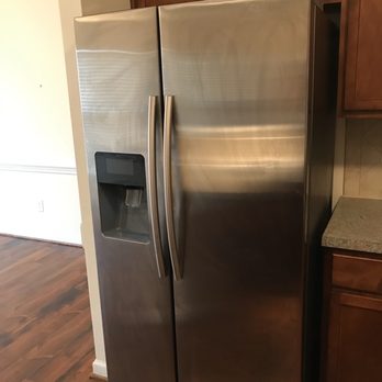 Simple 2 Xtreme Services - Fridge smeared not cleaned - Office Cleaning Near Me Simple 2 Xtreme Services - Fridge smeared not cleaned - Office Cleaning Near Me