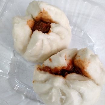 Happy Gathering - Really tasty steamed roast pork buns! - Chinese Near Me - Astoria, New York Happy Gathering - Really tasty steamed roast pork buns! - Chinese Near Me - Astoria, New York