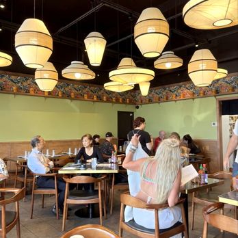 Chao - Inside - Asian Fusion Near Me - Honolulu, Hawaii