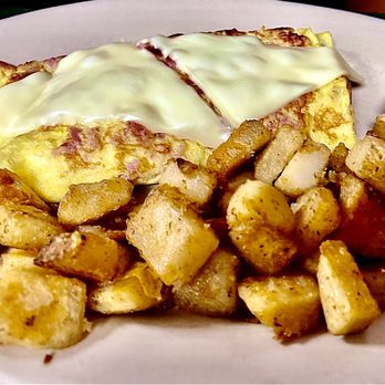 Lucky Loggers Restaurant - Omelet!!!! - American Near Me - Saco, Maine