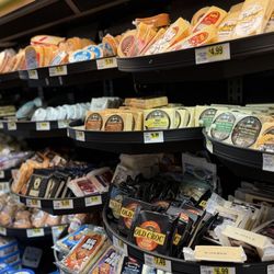 Weis Markets