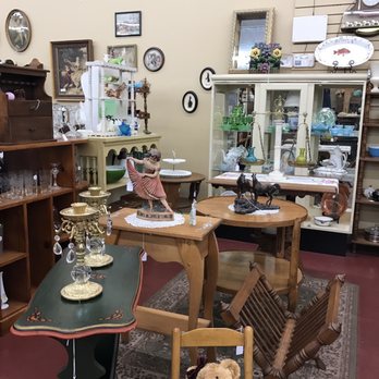 Remember Yesteryears - So much stuff - Antiques Near Me - Oakdale, New York