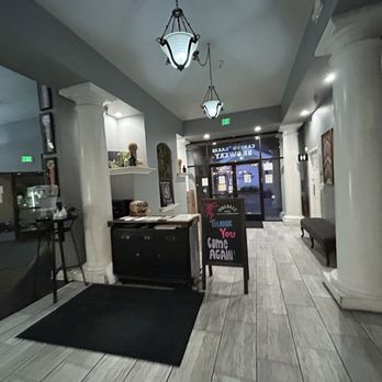 Canyon Lakes - Breweries Near Me - San Ramon, California