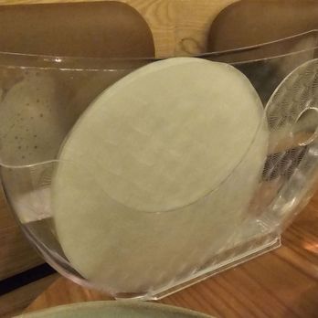 Di An Di - Warm water bath for rice paper taco - Vietnamese Near Me - Brooklyn, New York Di An Di - Warm water bath for rice paper taco - Vietnamese Near Me - Brooklyn, New York