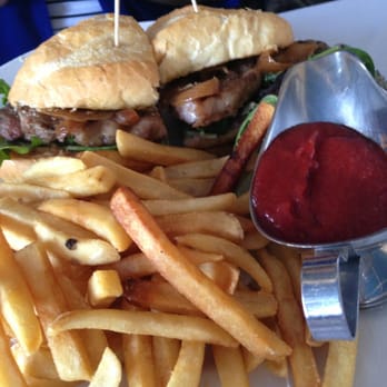 Gemmell's Restaurant - Steak sandwich lunch with fries - French Near Me - Dana Point, California
