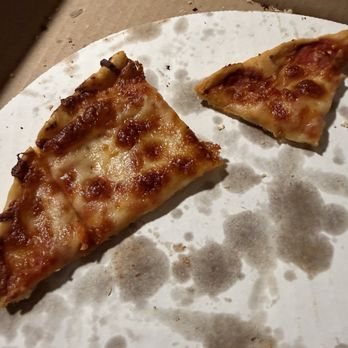 Lou Malnati's Pizzeria - Pizza Near Me - Evanston, Illinois Lou Malnati's Pizzeria - Pizza Near Me - Evanston, Illinois