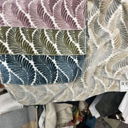 Dolly Fabrics - Poly cut velvet