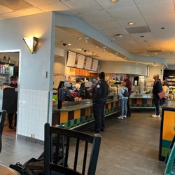 Wolfgang Puck Express - The line up! Ready set order!