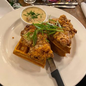 Jam Cafe on Beatty - Fried chicken and waffles - Breakfast & Brunch Near Me - Vancouver, British Columbia