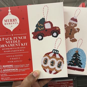 ALDI - DIY ornament kit - Grocery Near Me - Edison, New Jersey