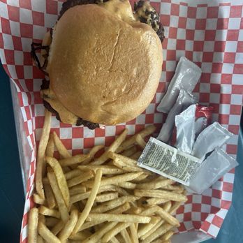 Unko Maui’s - Burgers Near Me - San Antonio, Texas Unko Maui’s - Burgers Near Me - San Antonio, Texas