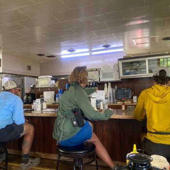 Jan's Cafe - People eating - Cafes Near Me - Lima, Montana Jan's Cafe - People eating - Cafes Near Me - Lima, Montana