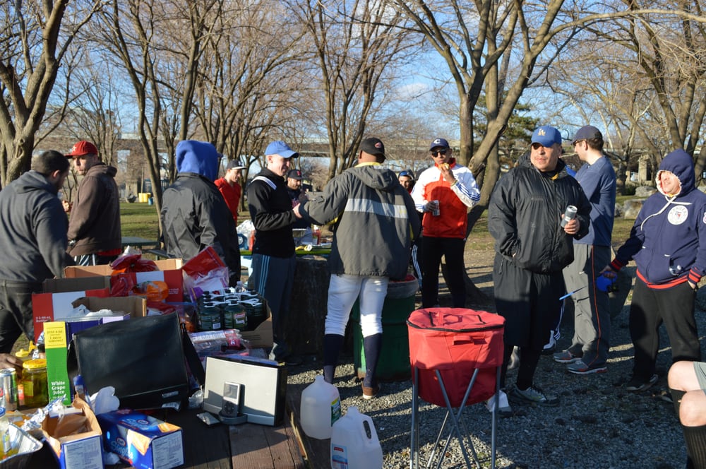 CHELSEA PARK SOFTBALL LEAGUE NYC Updated August 2024 28th St & 10th