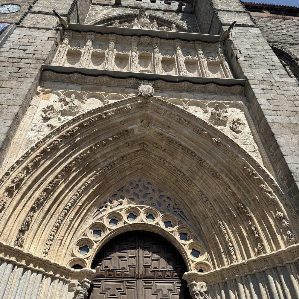 Catedral de Avila - Churches Near Me - Ávila, AV