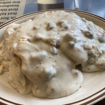 Beacon Restaurant - Biscuits and gravy - Breakfast & Brunch Near Me - Wichita, Kansas