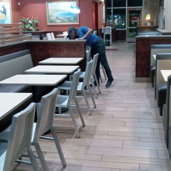 Habit Burger & Grill - Inside - Burgers Near Me - Plantation, Florida