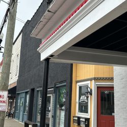 Mastodons Ice Cream - Exterior