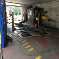 Geffory Road MOT & Tyres - MOT inside