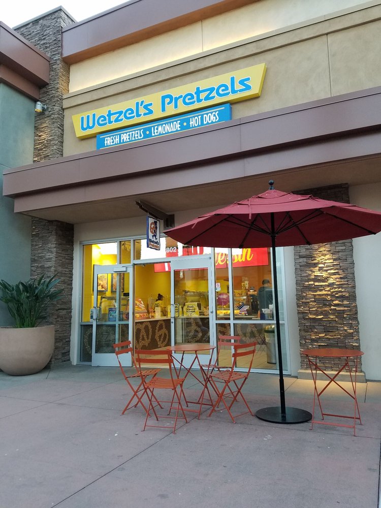 WETZEL’S PRETZELS 6401 W Marana Center Blvd, Tucson, Arizona