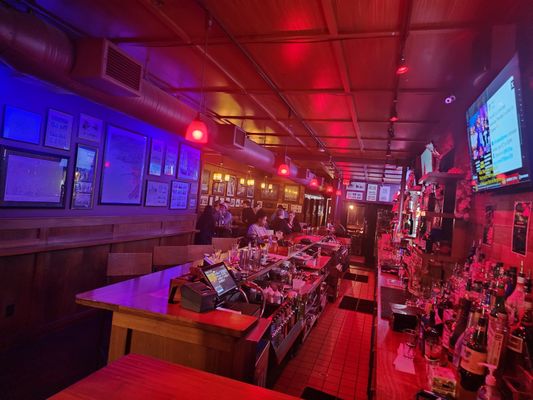 Lola's A Neighborhood Bar by null