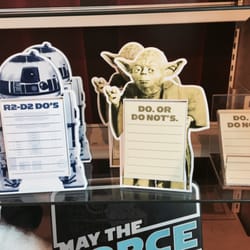 Jans Hallmark Shop - Cute Star Wars post it notes