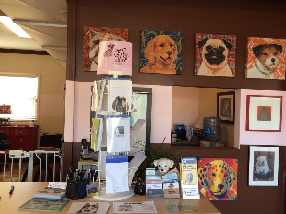 Two Mutts And A Poodle Pet Salon