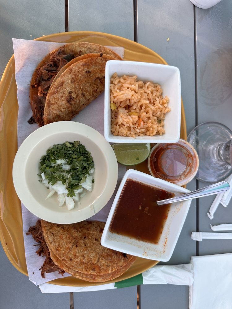 Cinco de mayo Cantina