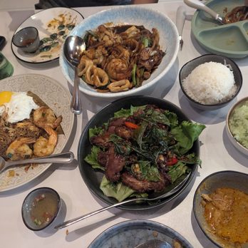 Southeast Impression - Thai Near Me - Fairfax, Virginia