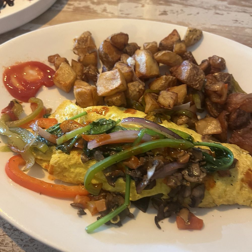Toast Kitchen & Bar - Veggie Omelette - Breakfast & Brunch Near Me - Brea, California Toast Kitchen & Bar - Veggie Omelette - Breakfast & Brunch Near Me - Brea, California