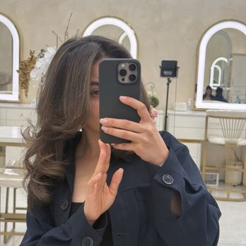 MODERN GLOW BAR - Hair Salons Near Me - Granada Hills, California