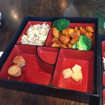 Ichi Sushi - General tso chicken fusion box - Chinese Near Me - Greensboro, North Carolina Ichi Sushi - General tso chicken fusion box - Chinese Near Me - Greensboro, North Carolina