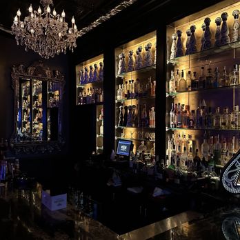 The Men's Club - Ambiance/Vibe - Strip Clubs Near Me - Dallas, Texas