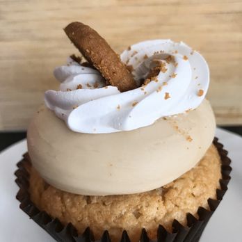 smallcakes dog cupcake