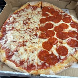 Big John's Pizza Queen