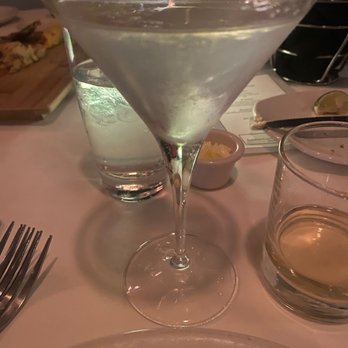 Chart House - Dirty martini - Seafood Near Me - Atlantic City, New Jersey