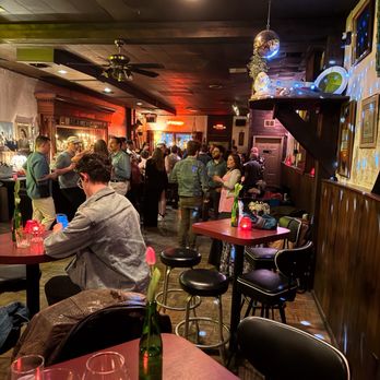 Lo Places Social Club