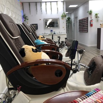 Spectrum Nail Salon - Back end of store/Pedicure seats - Nail Salons Near Me - Rancho Cucamonga, California