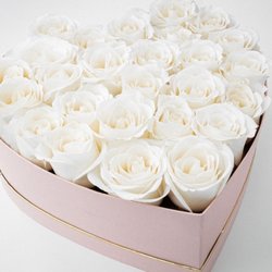 Posh & Bloom - Heart Rosé Bloom Box