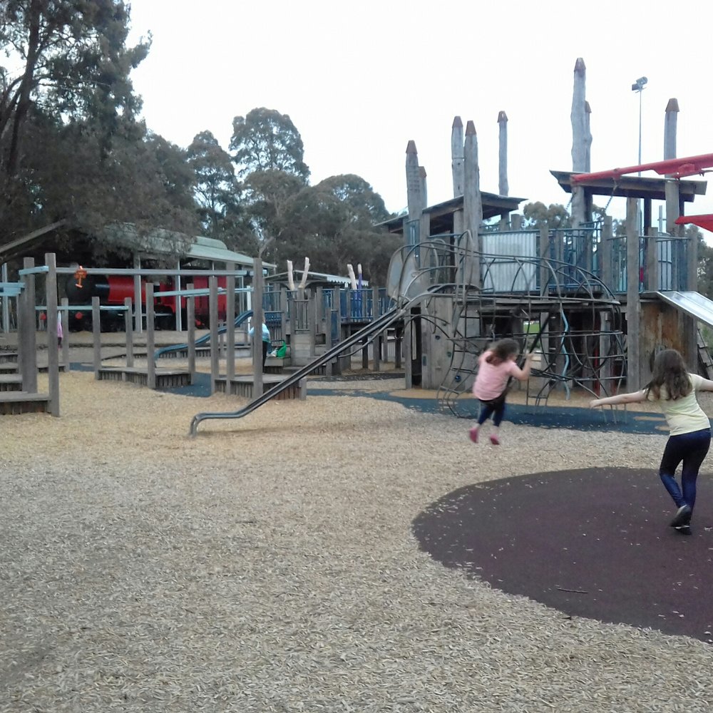 Marie Wallace Bayswater Park - Parks Near Me - Melbourne, VIC