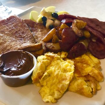 Messy Kitchen Goodies - Dream platter with fruit and Nutella - Vegan Near Me - Luquillo, Puerto Rico