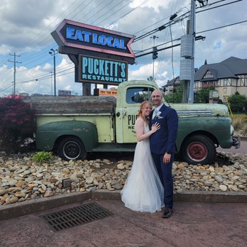 Puckett's Restaurant - Congratulations to this beautiful couple -- thanks for celebrating with us! - Southern Near Me - Pigeon Forge, Tennessee Puckett's Restaurant - Congratulations to this beautiful couple -- thanks for celebrating with us! - Southern Near Me - Pigeon Forge, Tennessee