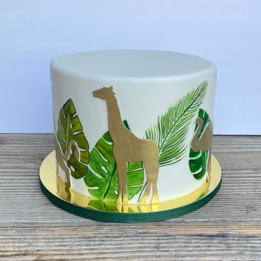 Pikabu by Lesly Su - Red Velvet cake with cream cheese frosting! So good! - Custom Cakes Near Me Pikabu by Lesly Su - Red Velvet cake with cream cheese frosting! So good! - Custom Cakes Near Me