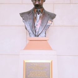 Nebraska State Capitol - One of the Hall of Fame busts in the halls.