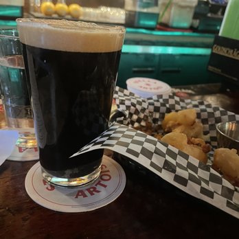Brunson's Pub - Vanilla porter and cheese curds! - Burgers Near Me - Saint Paul, Minnesota Brunson's Pub - Vanilla porter and cheese curds! - Burgers Near Me - Saint Paul, Minnesota