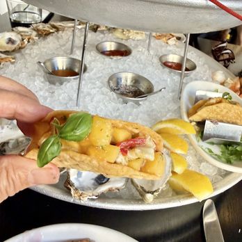 Row 34 - Seaport - New American Near Me - Boston, Massachusetts