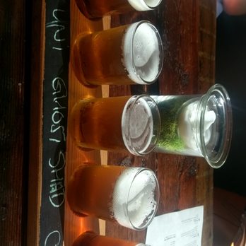 Alulu Brewpub - Beer flight - try any five of your choosing - New American Near Me - Chicago, Illinois